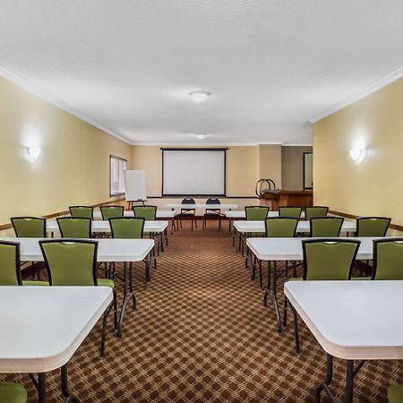 Hotel Baymont By Wyndham Tehachapi Extérieur photo