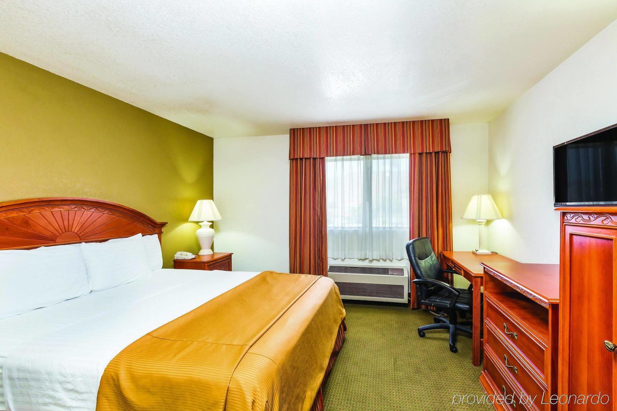 Hotel Baymont By Wyndham Tehachapi Extérieur photo