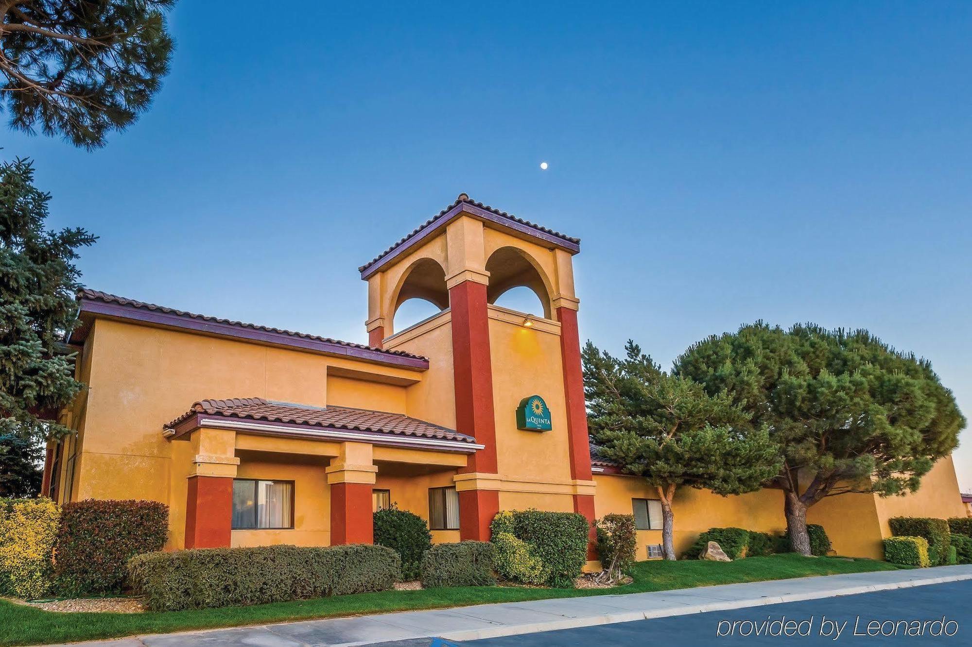 Hotel Baymont By Wyndham Tehachapi Extérieur photo